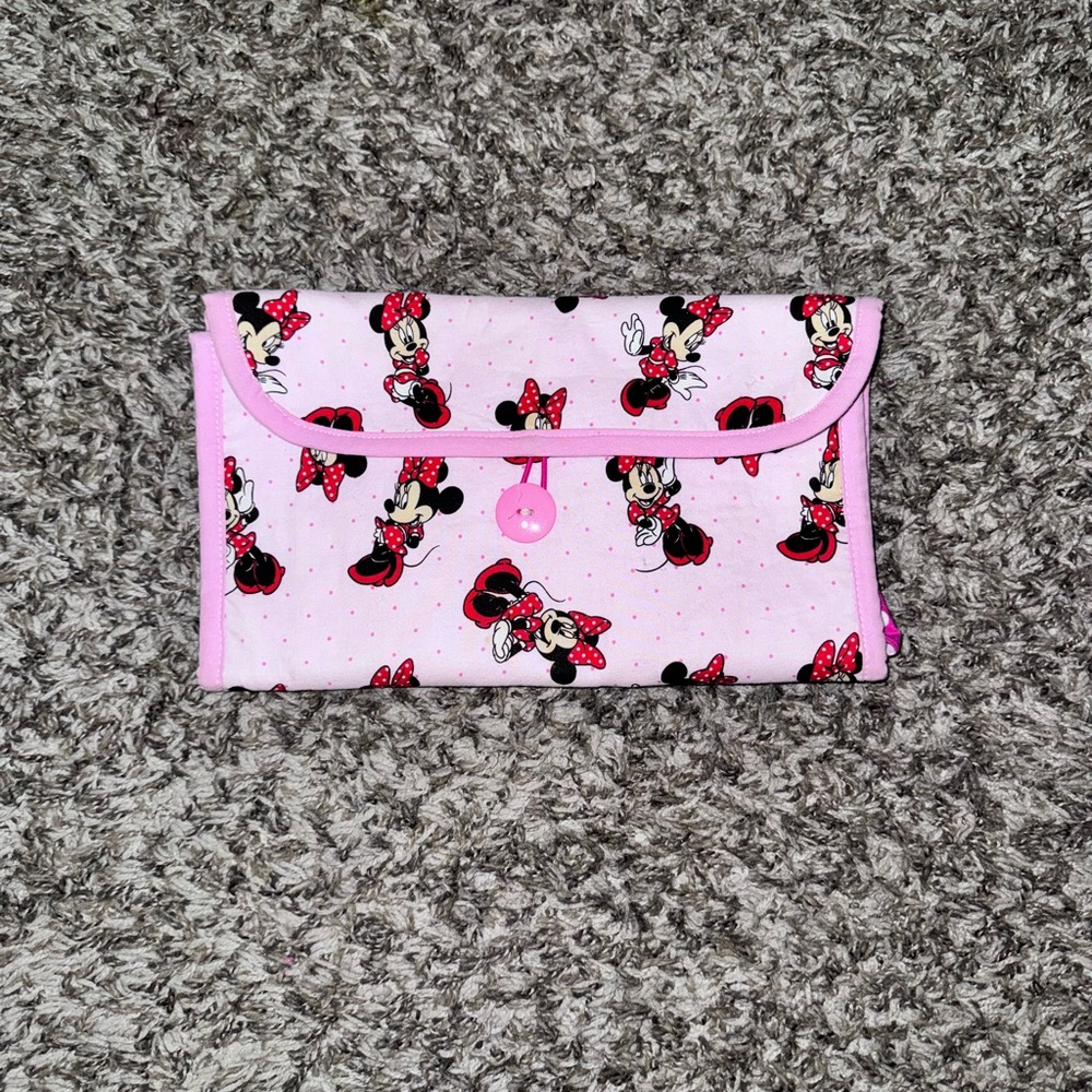 Minnie Mouse Travel Diaper Changing